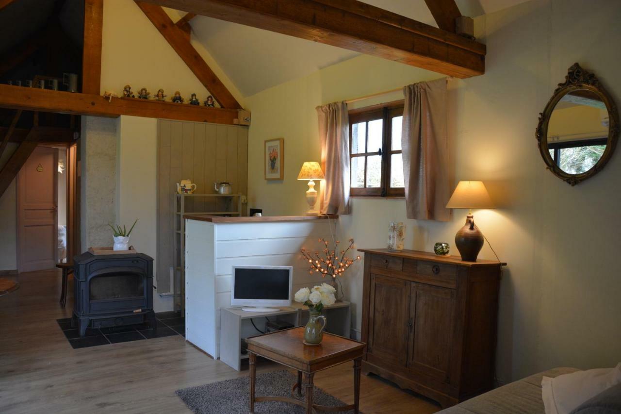 Le Jardin Sauvage Bed and Breakfast Maintenay Exteriör bild